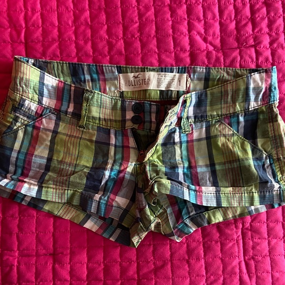 Hollister Shorts Bundle - Picture 3 of 9